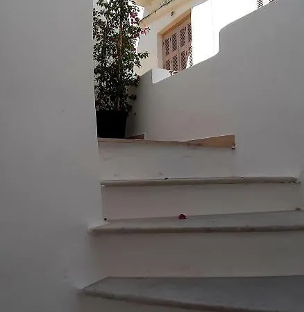 Castellino Naxos Värdshus *