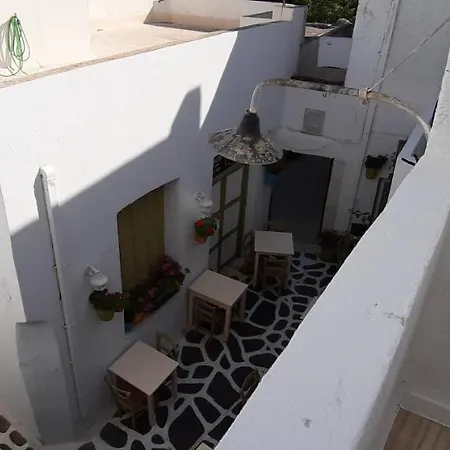 Värdshus Castellino Naxos Naxos City