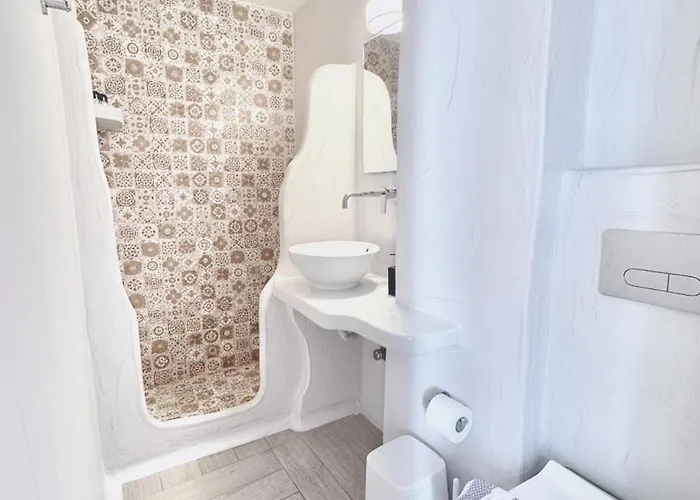 Inn Castellino Naxos *