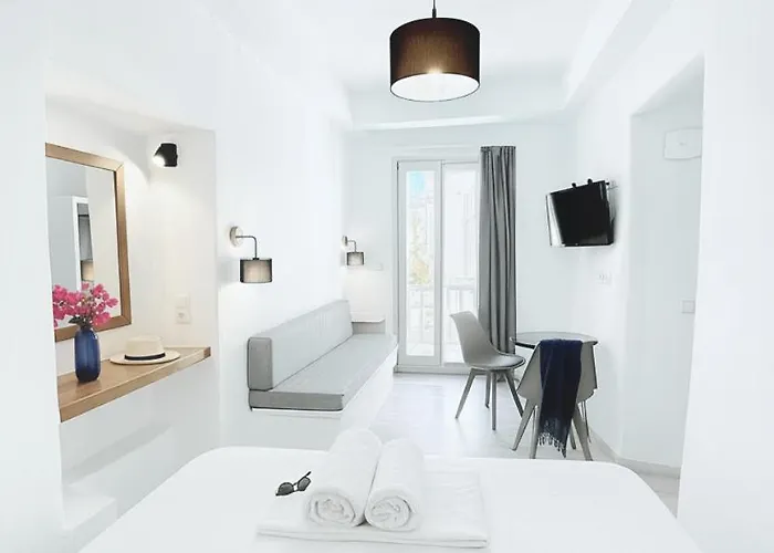 Castellino Naxos Inn *