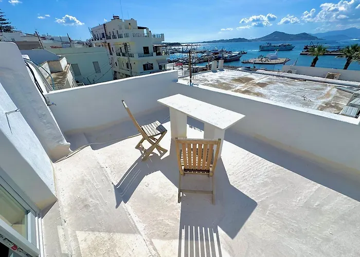 Castellino Naxos Inn *